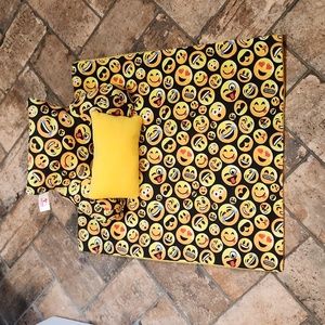 Emoji Doll Bedding